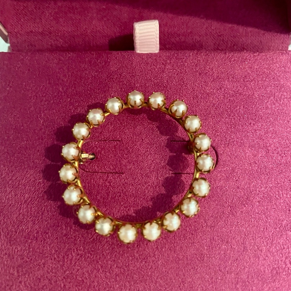 pearl pin vintage